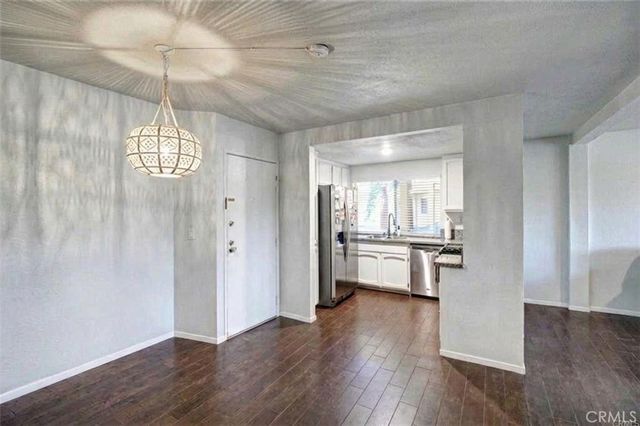 7800 Topanga Canyon 204, Canoga Park, CA 91304