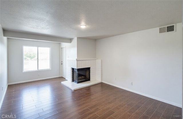 7800 Topanga Canyon 204, Canoga Park, CA 91304