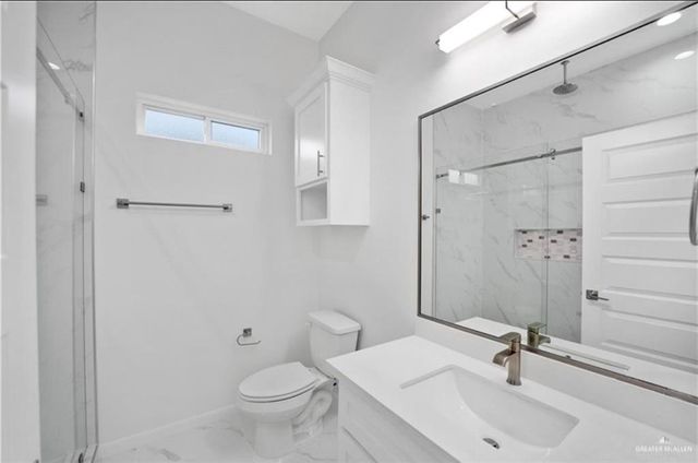 3121 E Kennedy Avenue, Alton, TX 78573