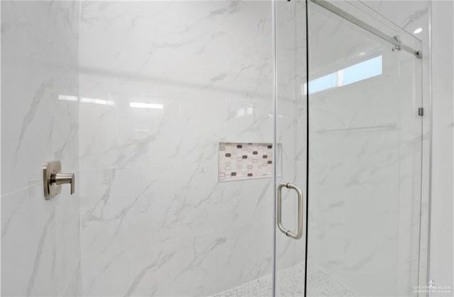 3121 E Kennedy Avenue, Alton, TX 78573