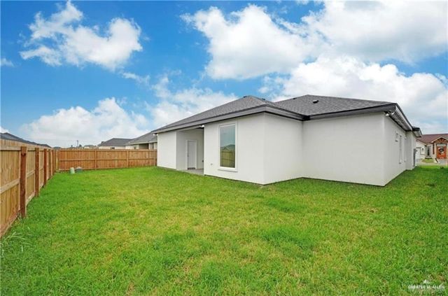 3121 E Kennedy Avenue, Alton, TX 78573