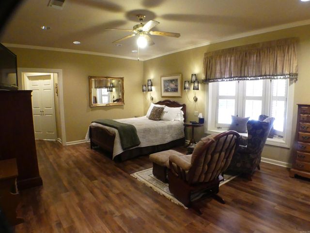 2205 Church Avenue, Mena, AR 71953