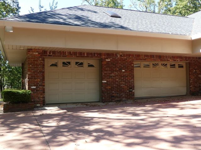 2205 Church Avenue, Mena, AR 71953