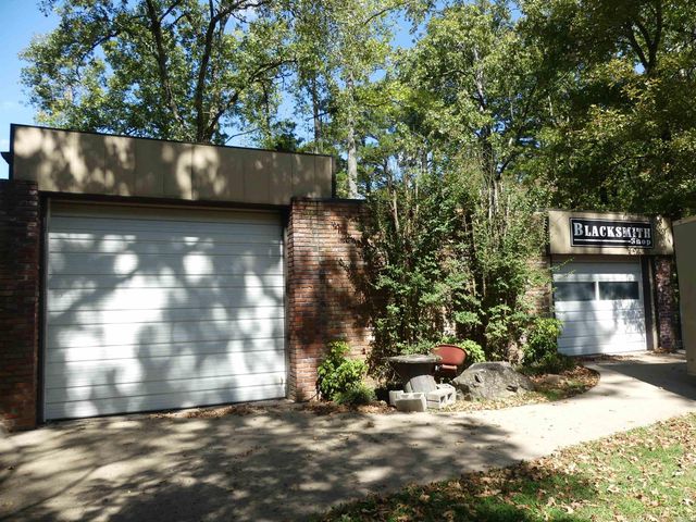 2205 Church Avenue, Mena, AR 71953