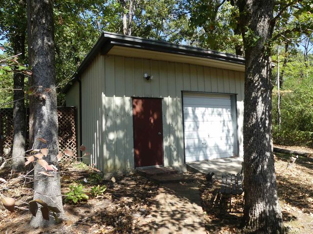 2205 Church Avenue, Mena, AR 71953