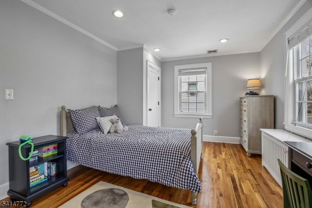 35 Knollwood Ave, Madison Boro, NJ 07940