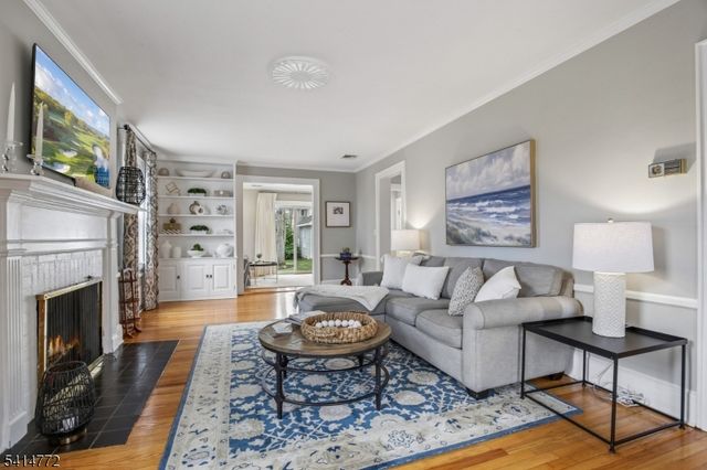 35 Knollwood Ave, Madison Boro, NJ 07940