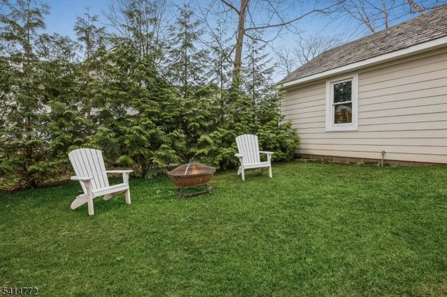 35 Knollwood Ave, Madison Boro, NJ 07940