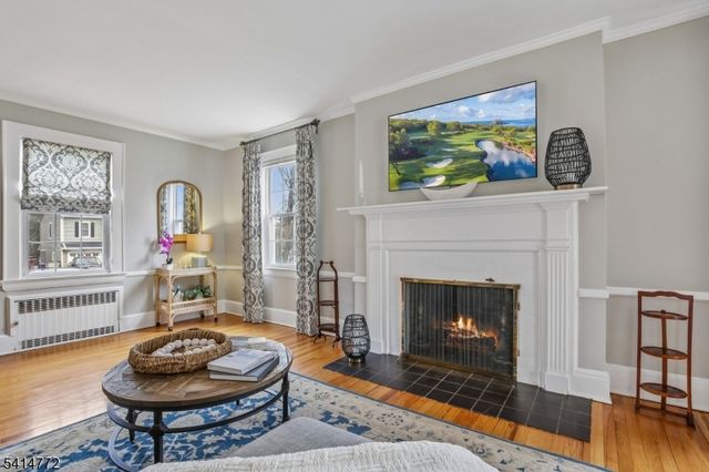 35 Knollwood Ave, Madison Boro, NJ 07940