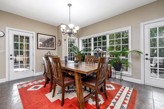 93 Cifuentes Way, Hot Springs Village, AR 71909