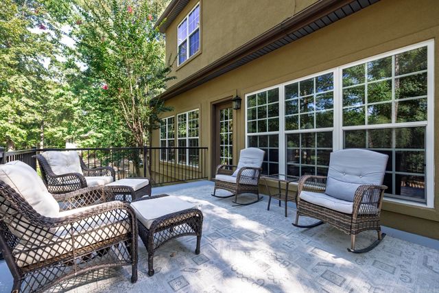93 Cifuentes Way, Hot Springs Village, AR 71909