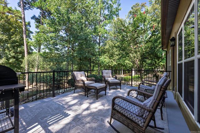 93 Cifuentes Way, Hot Springs Village, AR 71909