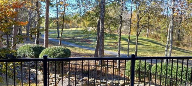 93 Cifuentes Way, Hot Springs Village, AR 71909