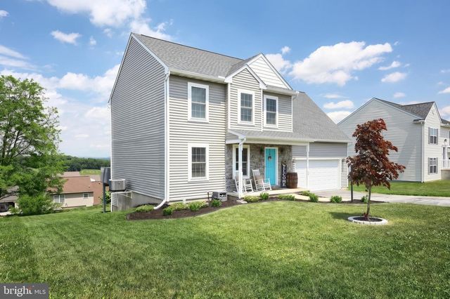 35 RYAN LN, Mount Wolf, PA 17347