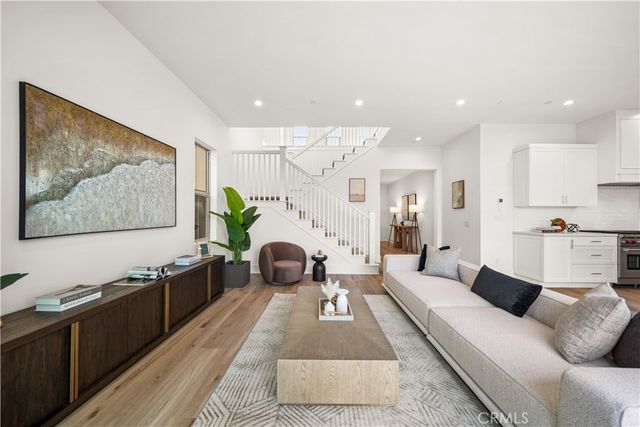 312 Brimwood, Irvine, CA 92618