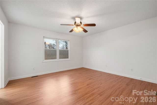 1808 Cameron Heights Circle, Denver, NC 28037