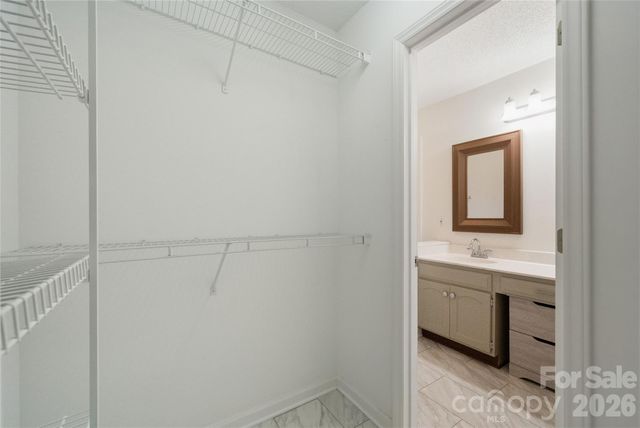 1808 Cameron Heights Circle, Denver, NC 28037