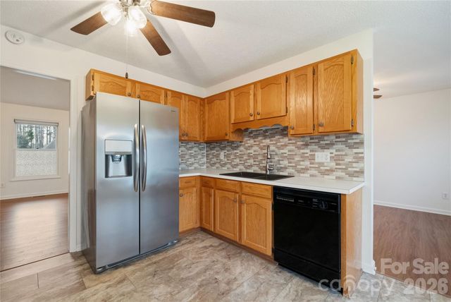 1808 Cameron Heights Circle, Denver, NC 28037