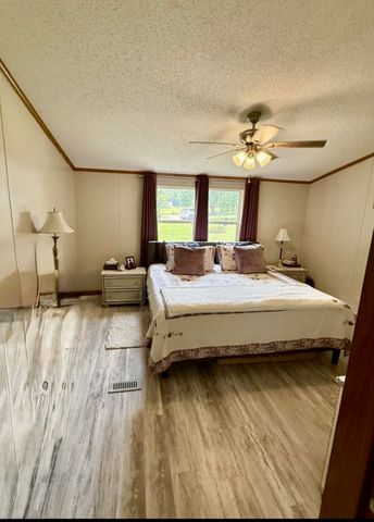 42 Paradise Hills Ln, Lebanon, TN 37090
