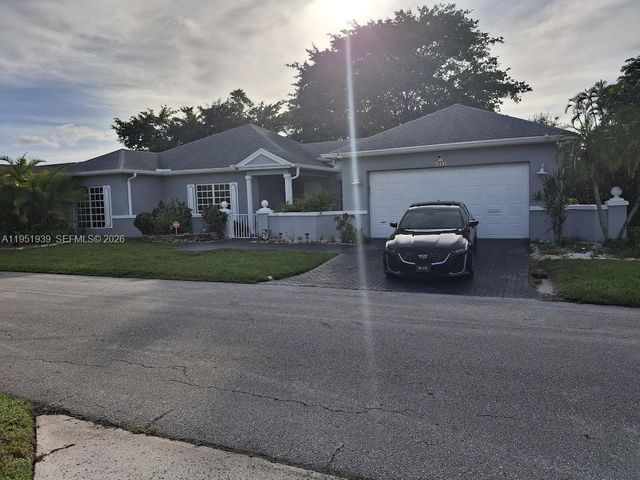 4511 Queen Palm Ln, Tamarac, FL 33319