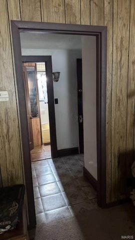 8109 Allen Avenue, St Louis, MO 63114