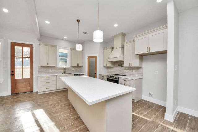 15248 Alchester Ln, Plantersville, TX 77363