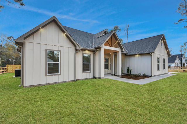 15248 Alchester Ln, Plantersville, TX 77363