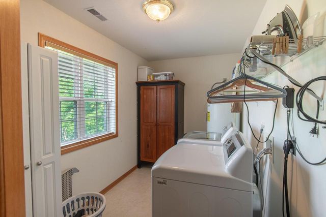 2425 11th PLACE #1002, Kenosha, WI 53140