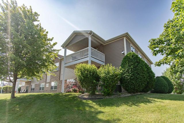 2425 11th PLACE #1002, Kenosha, WI 53140