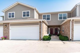 2425 11th PLACE #1002, Kenosha, WI 53140