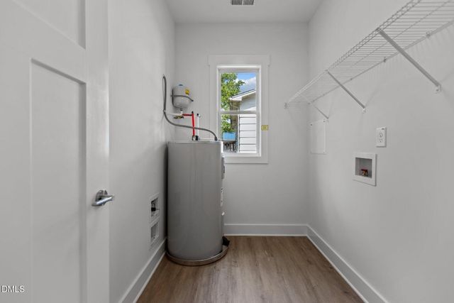 1250 Chase Street, Burlington, NC 27217