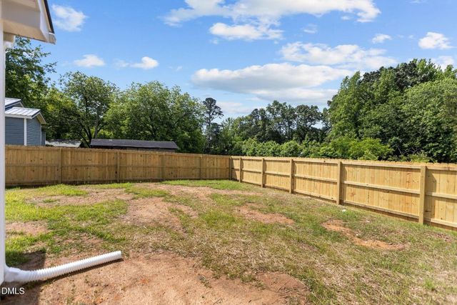 1250 Chase Street, Burlington, NC 27217