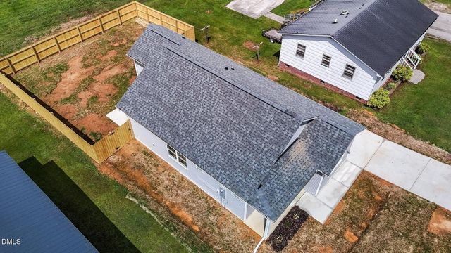 1250 Chase Street, Burlington, NC 27217