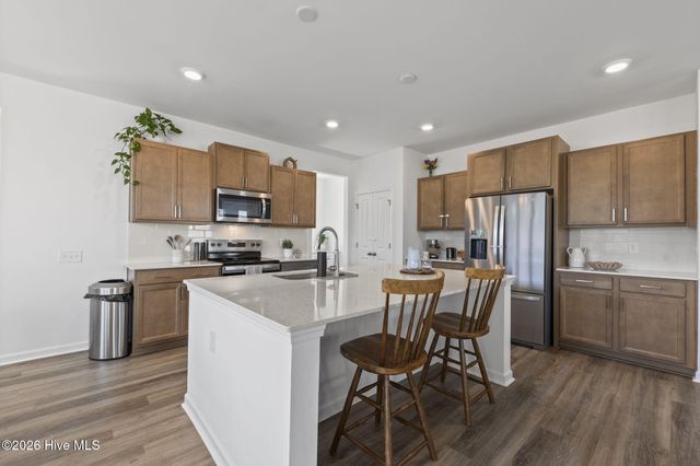 362 Summer Wind Way, Aberdeen, NC 28315