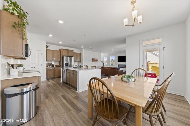 362 Summer Wind Way, Aberdeen, NC 28315