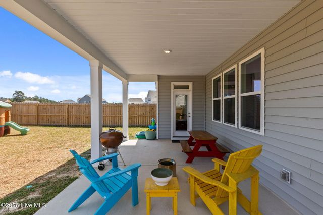 362 Summer Wind Way, Aberdeen, NC 28315