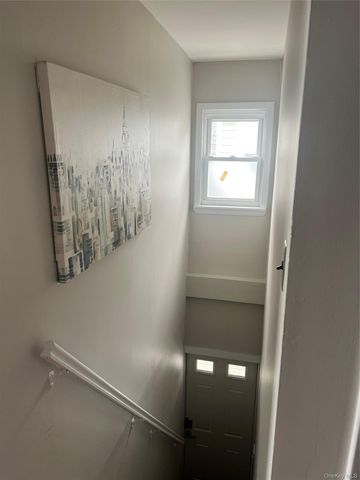 103 Florida Street Upper, Long Beach, NY 11561