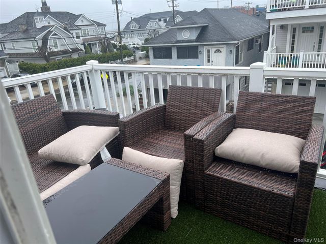 103 Florida Street Upper, Long Beach, NY 11561