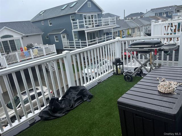 103 Florida Street Upper, Long Beach, NY 11561