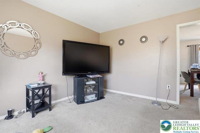 2589 Wigwam Park Road, Stroud Twp, PA 18301