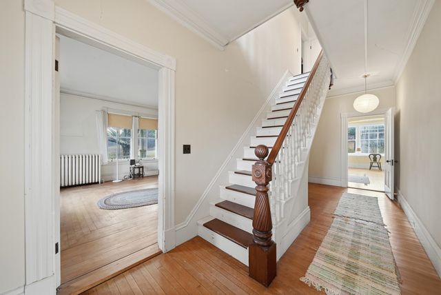 117 New Boston Road, Bedford, NH 03110