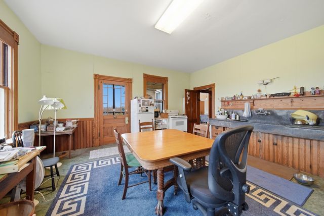 117 New Boston Road, Bedford, NH 03110