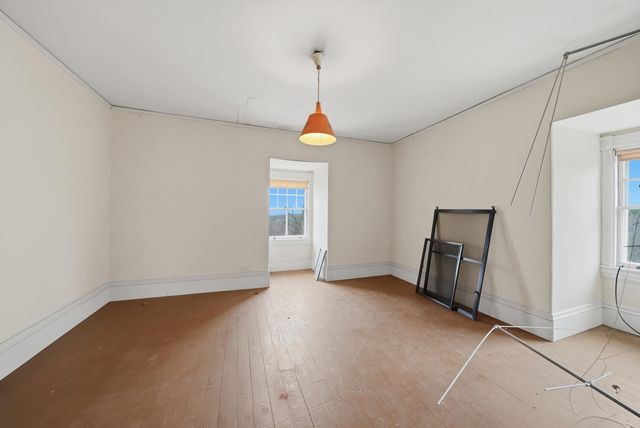 117 New Boston Road, Bedford, NH 03110