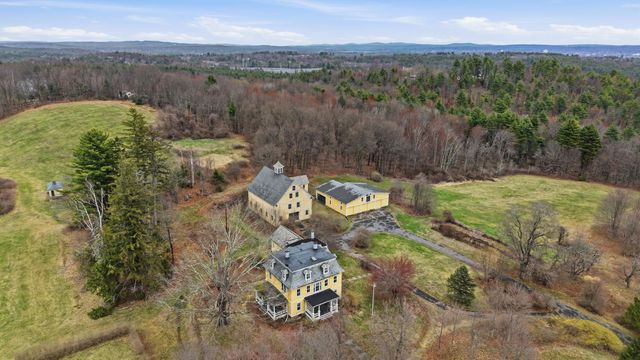 117 New Boston Road, Bedford, NH 03110