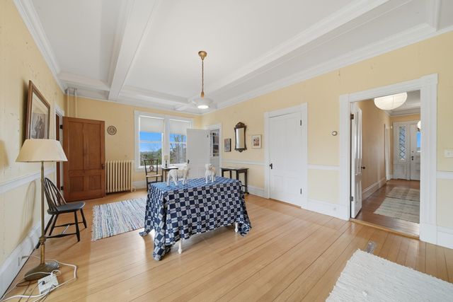 117 New Boston Road, Bedford, NH 03110
