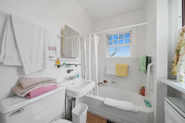 117 New Boston Road, Bedford, NH 03110