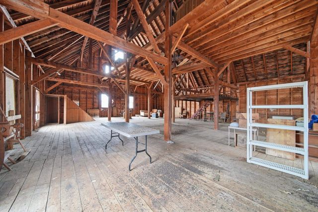 117 New Boston Road, Bedford, NH 03110