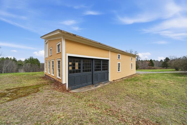 117 New Boston Road, Bedford, NH 03110