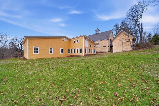 117 New Boston Road, Bedford, NH 03110