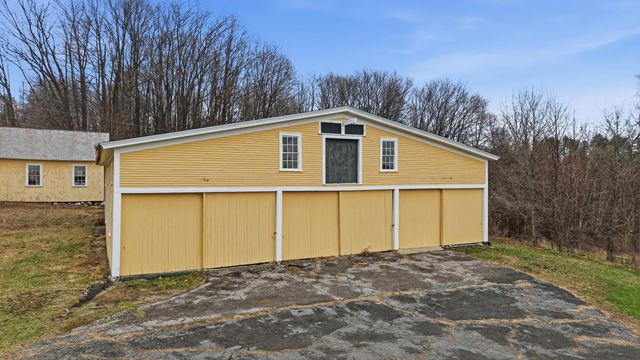 117 New Boston Road, Bedford, NH 03110